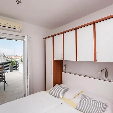 And Mare Appartement Vodice