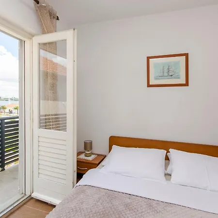 And Mara Apartman Vodice
