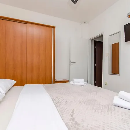 Appartement And Mare *