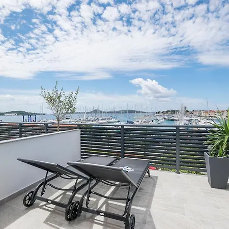Appartement And Mare *