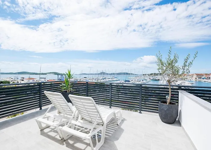 And Mara Apartman Vodice