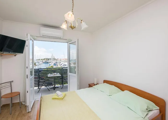 And Mara Apartment *