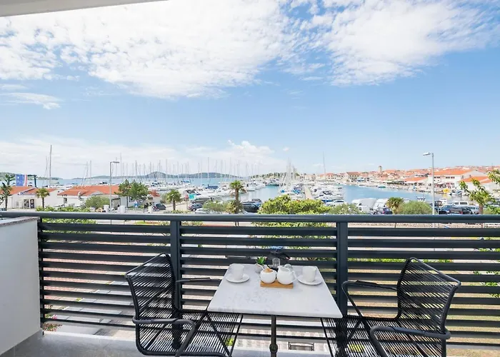 And Mare Appartement Vodice