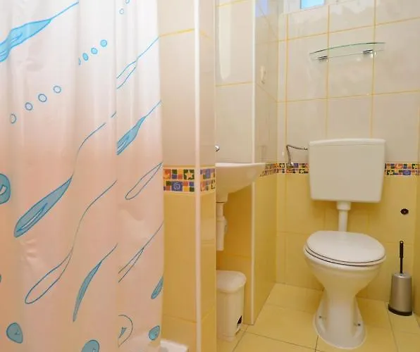 Apartman And Mara Vodice